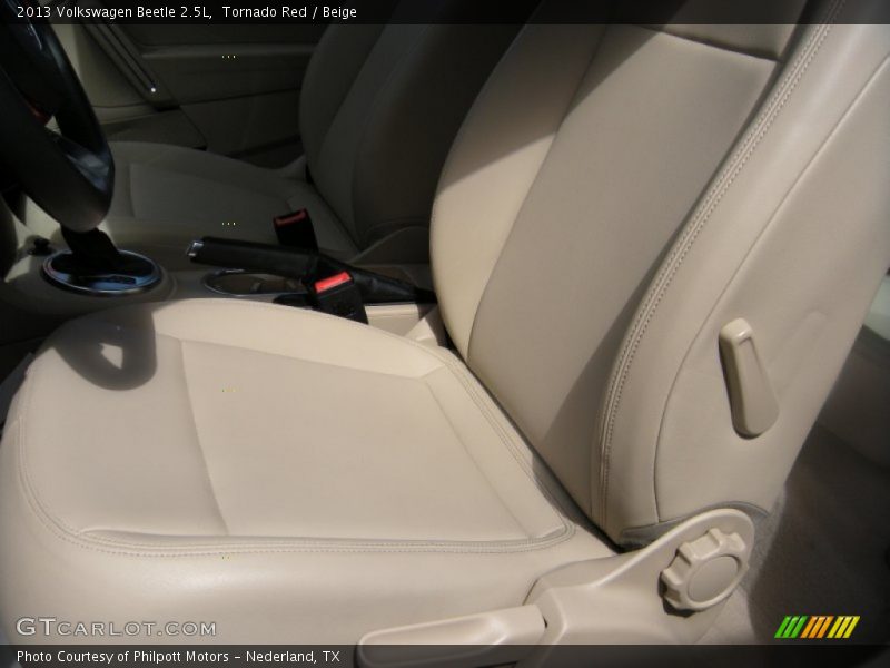 Tornado Red / Beige 2013 Volkswagen Beetle 2.5L