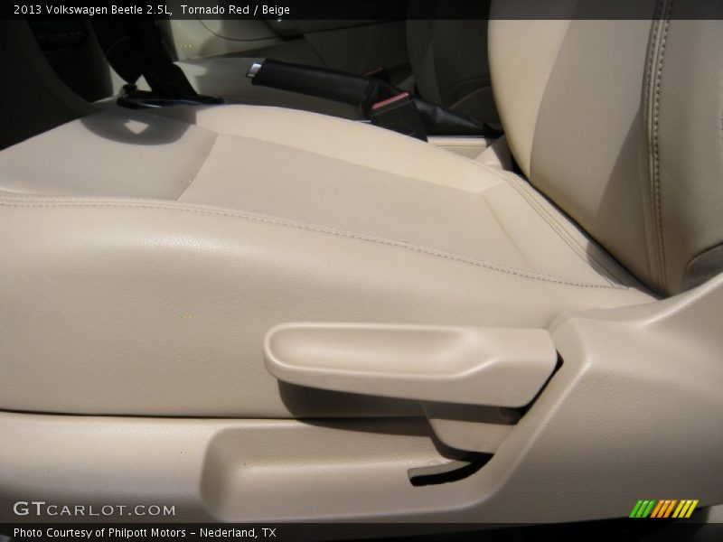 Tornado Red / Beige 2013 Volkswagen Beetle 2.5L