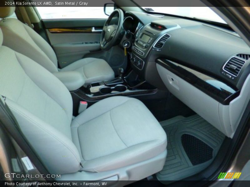 Satin Metal / Gray 2014 Kia Sorento LX AWD