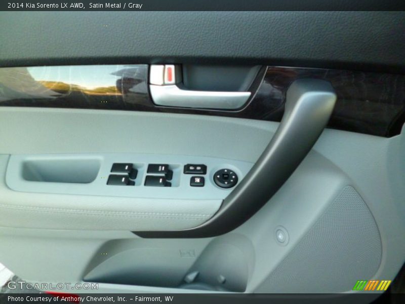 Satin Metal / Gray 2014 Kia Sorento LX AWD