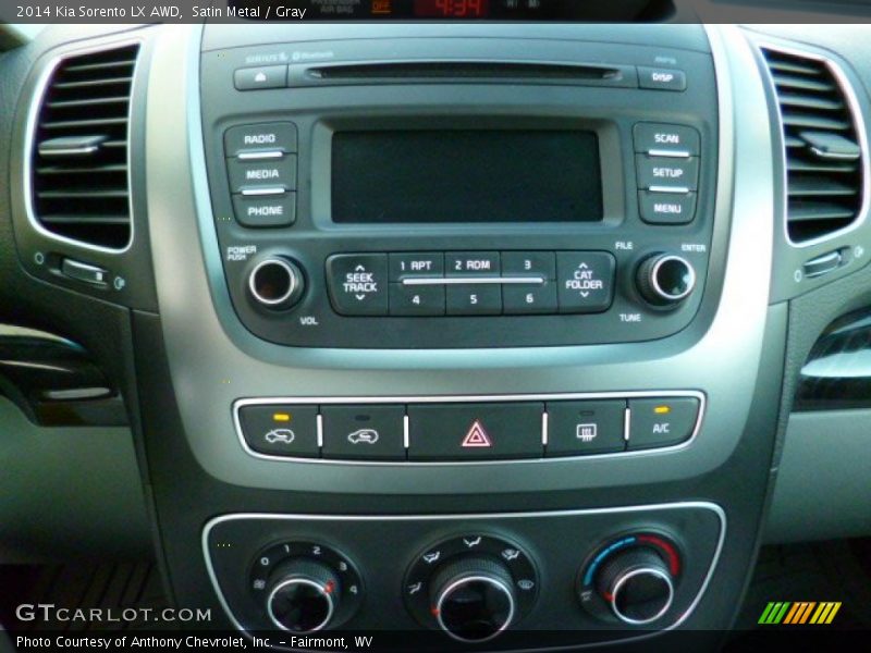 Satin Metal / Gray 2014 Kia Sorento LX AWD