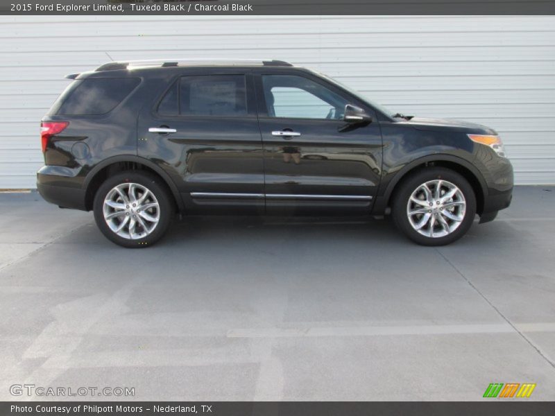 Tuxedo Black / Charcoal Black 2015 Ford Explorer Limited