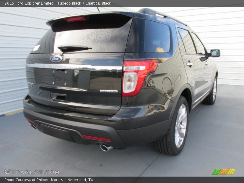 Tuxedo Black / Charcoal Black 2015 Ford Explorer Limited