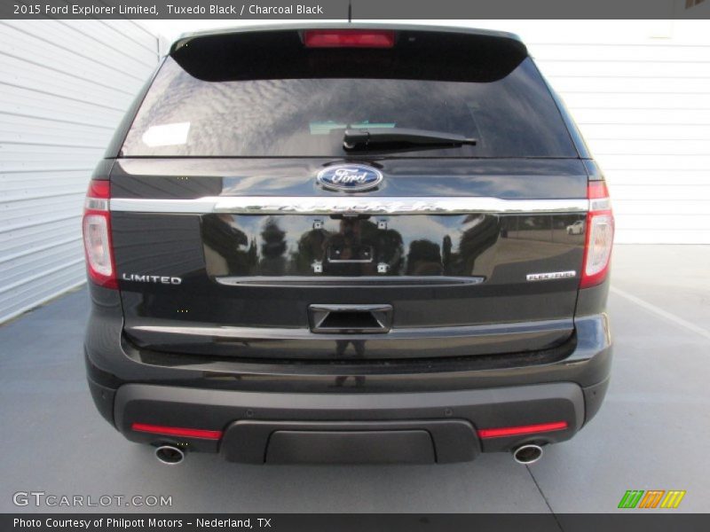 Tuxedo Black / Charcoal Black 2015 Ford Explorer Limited