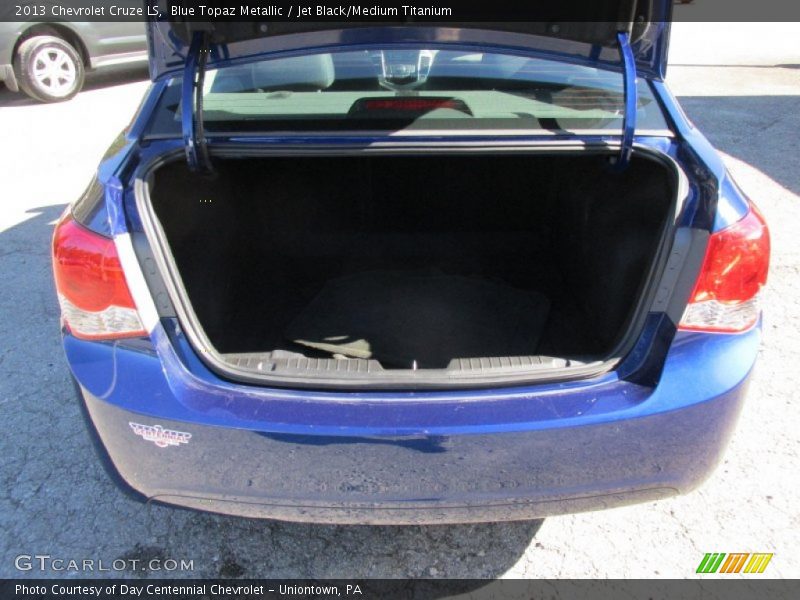 Blue Topaz Metallic / Jet Black/Medium Titanium 2013 Chevrolet Cruze LS