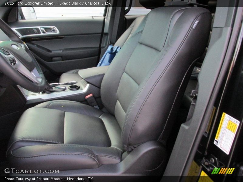 Tuxedo Black / Charcoal Black 2015 Ford Explorer Limited