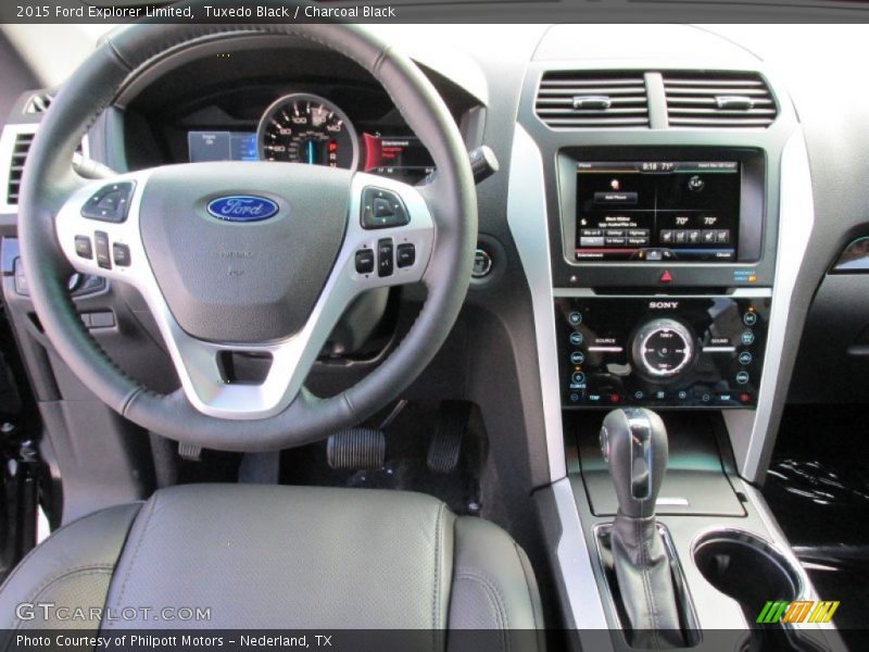 Tuxedo Black / Charcoal Black 2015 Ford Explorer Limited