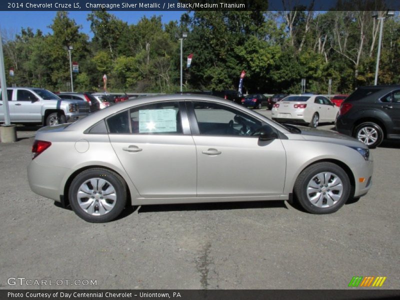 Champagne Silver Metallic / Jet Black/Medium Titanium 2014 Chevrolet Cruze LS