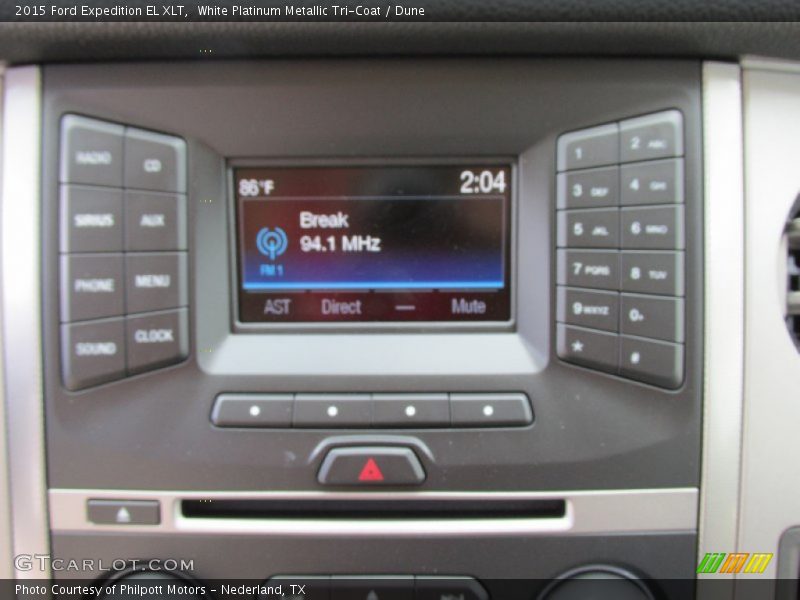 White Platinum Metallic Tri-Coat / Dune 2015 Ford Expedition EL XLT