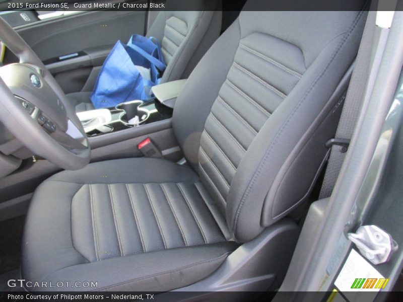 Guard Metallic / Charcoal Black 2015 Ford Fusion SE