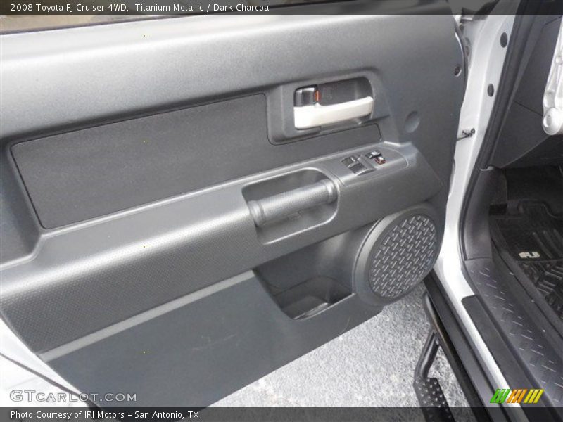 Titanium Metallic / Dark Charcoal 2008 Toyota FJ Cruiser 4WD