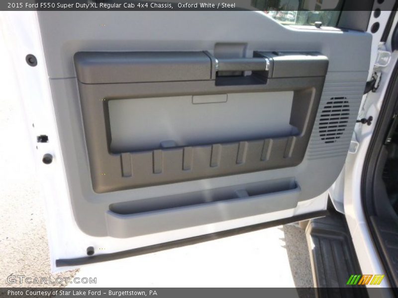 Oxford White / Steel 2015 Ford F550 Super Duty XL Regular Cab 4x4 Chassis