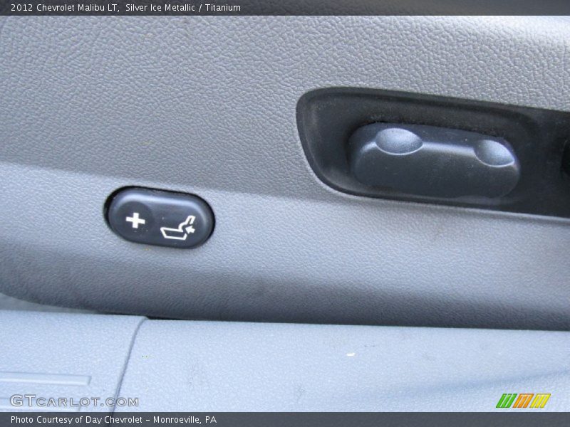 Silver Ice Metallic / Titanium 2012 Chevrolet Malibu LT
