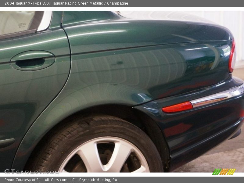 Jaguar Racing Green Metallic / Champagne 2004 Jaguar X-Type 3.0