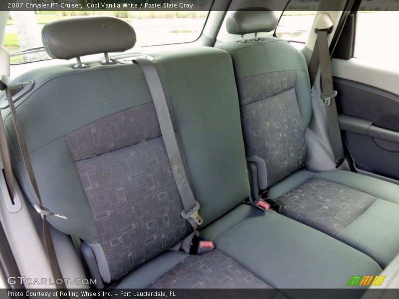 Cool Vanilla White / Pastel Slate Gray 2007 Chrysler PT Cruiser