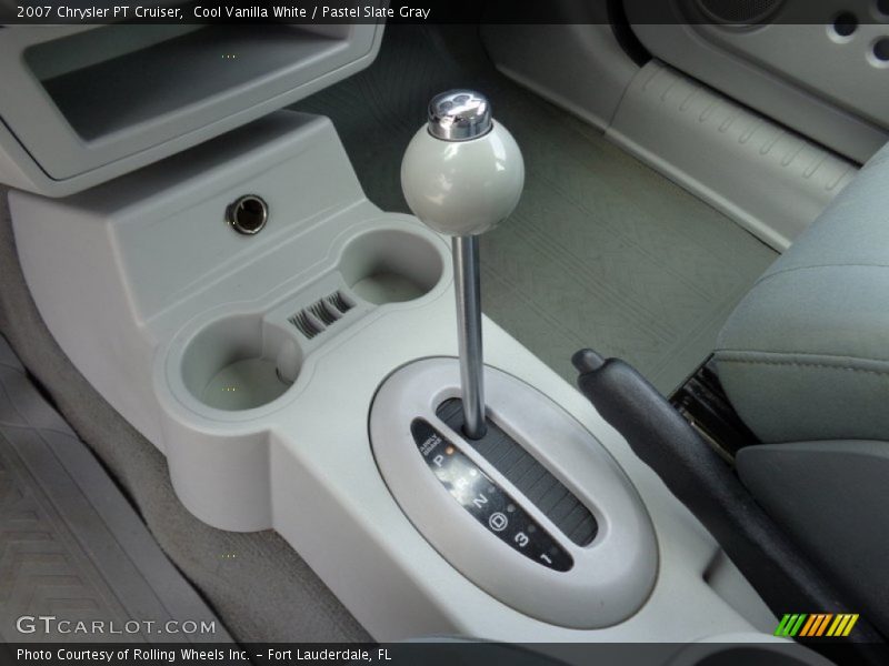 Cool Vanilla White / Pastel Slate Gray 2007 Chrysler PT Cruiser