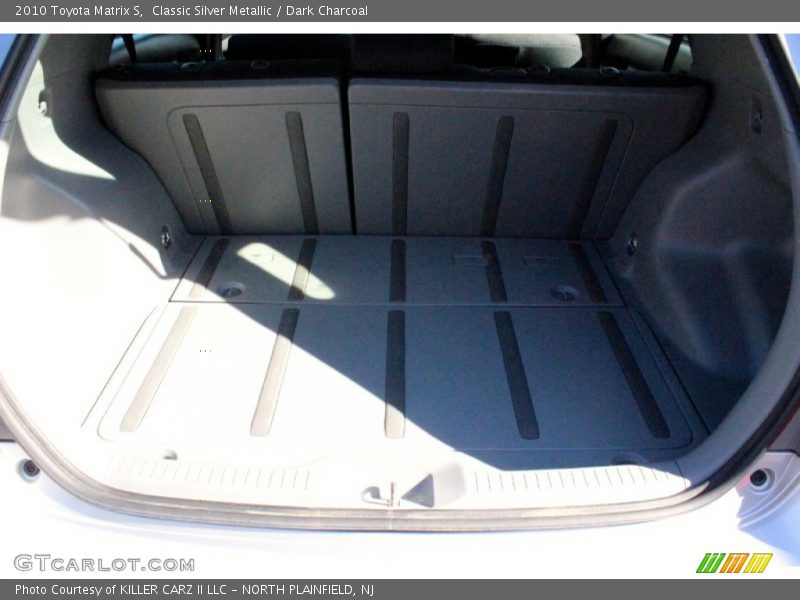 Classic Silver Metallic / Dark Charcoal 2010 Toyota Matrix S