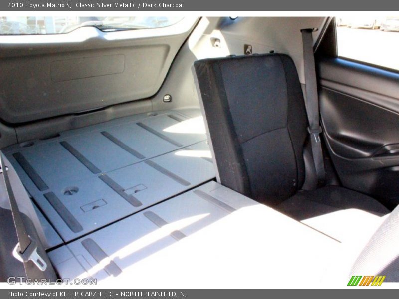 Classic Silver Metallic / Dark Charcoal 2010 Toyota Matrix S
