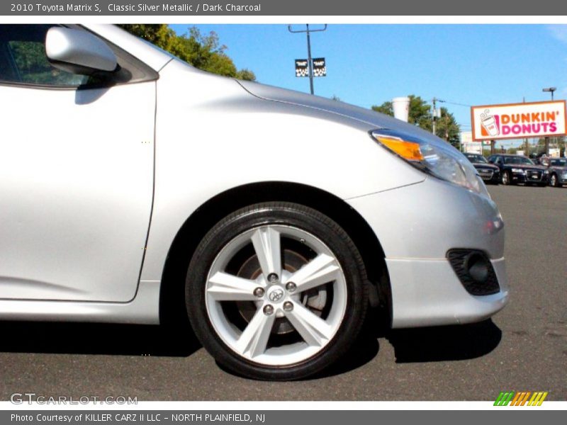 Classic Silver Metallic / Dark Charcoal 2010 Toyota Matrix S