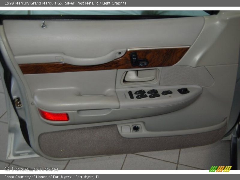 Silver Frost Metallic / Light Graphite 1999 Mercury Grand Marquis GS
