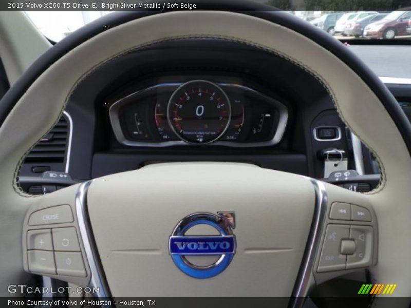 Bright Silver Metallic / Soft Beige 2015 Volvo XC60 T5 Drive-E