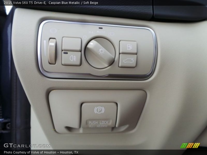 Caspian Blue Metallic / Soft Beige 2015 Volvo S60 T5 Drive-E