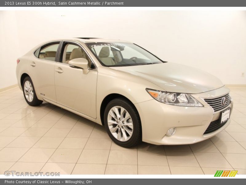 Satin Cashmere Metallic / Parchment 2013 Lexus ES 300h Hybrid