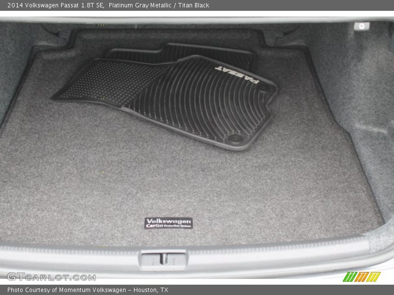 Platinum Gray Metallic / Titan Black 2014 Volkswagen Passat 1.8T SE