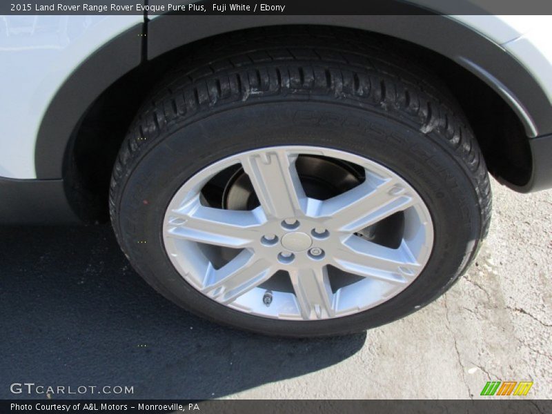 Fuji White / Ebony 2015 Land Rover Range Rover Evoque Pure Plus