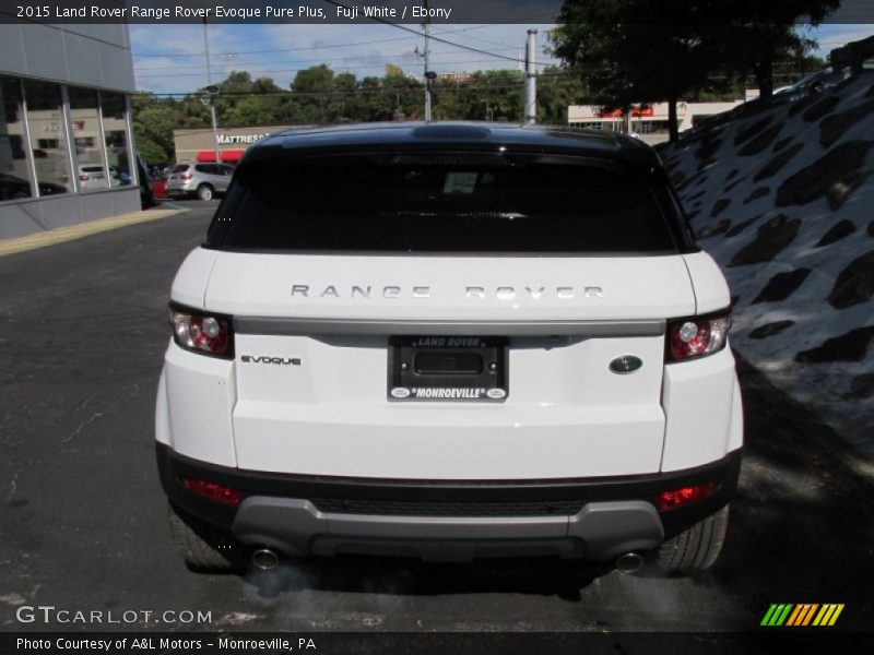 Fuji White / Ebony 2015 Land Rover Range Rover Evoque Pure Plus