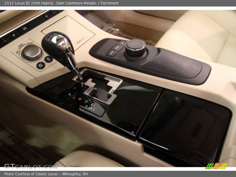 Satin Cashmere Metallic / Parchment 2013 Lexus ES 300h Hybrid