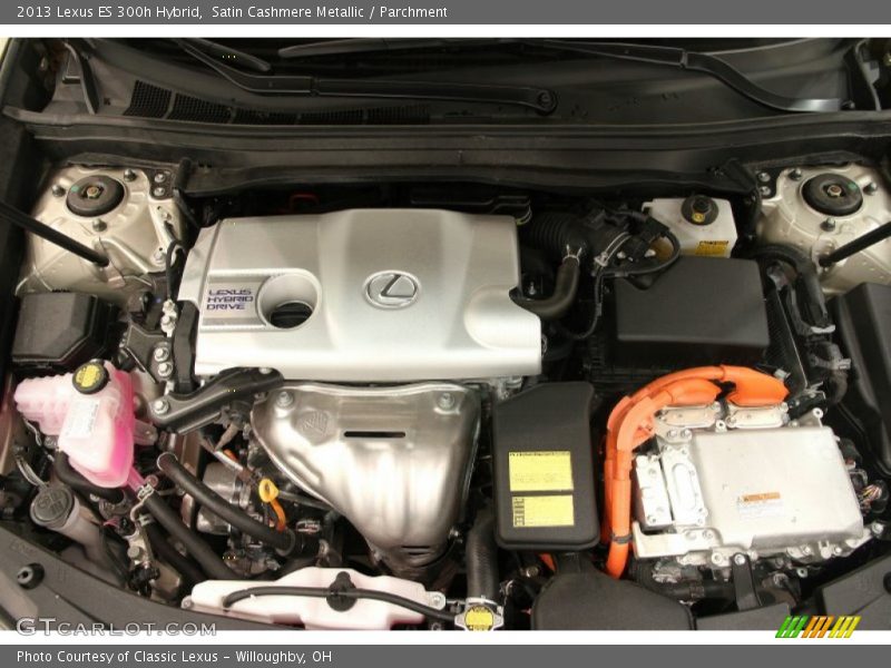 Satin Cashmere Metallic / Parchment 2013 Lexus ES 300h Hybrid