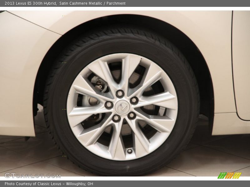 Satin Cashmere Metallic / Parchment 2013 Lexus ES 300h Hybrid
