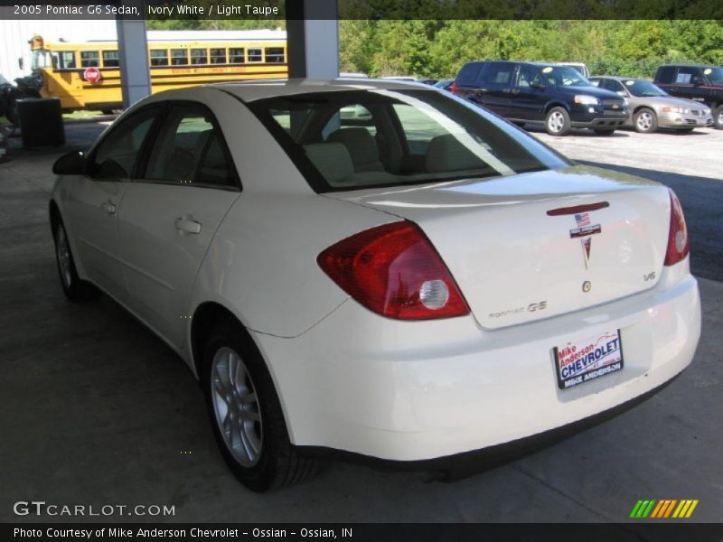 Ivory White / Light Taupe 2005 Pontiac G6 Sedan