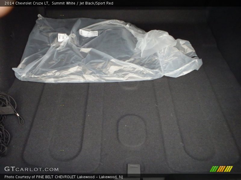 Summit White / Jet Black/Sport Red 2014 Chevrolet Cruze LT