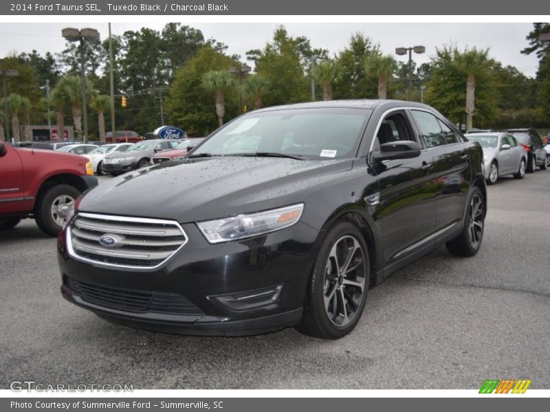 Tuxedo Black / Charcoal Black 2014 Ford Taurus SEL