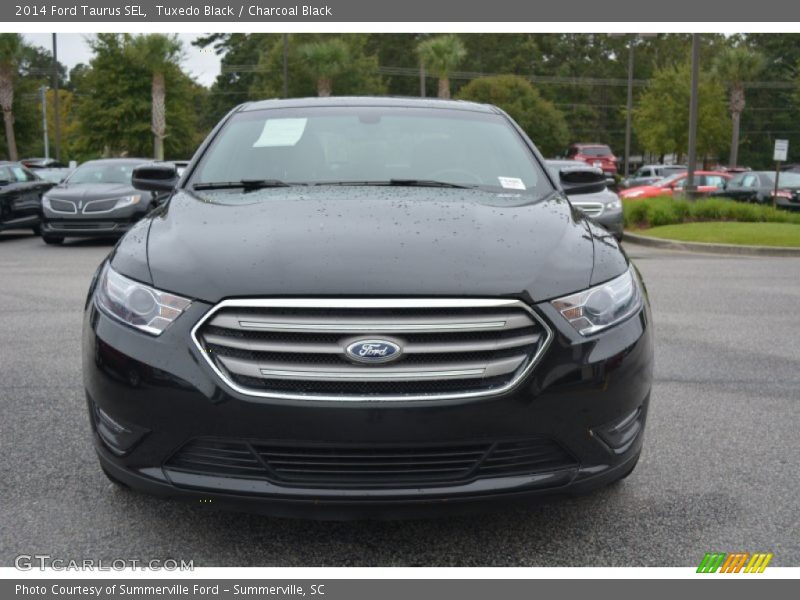 Tuxedo Black / Charcoal Black 2014 Ford Taurus SEL