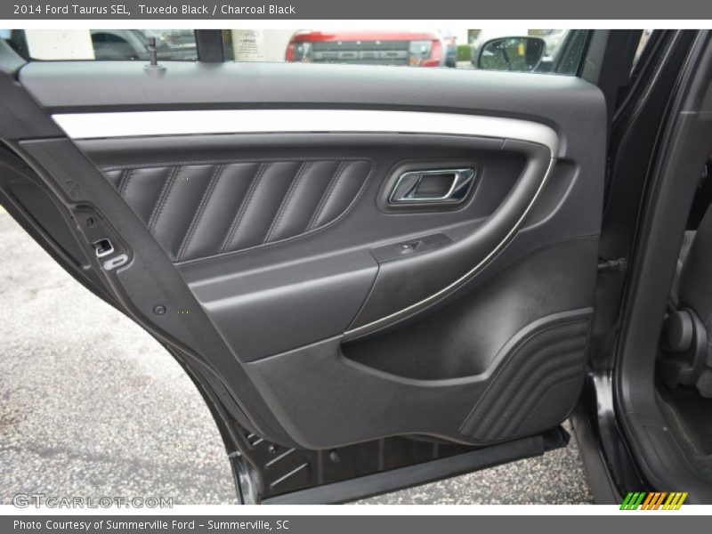 Tuxedo Black / Charcoal Black 2014 Ford Taurus SEL
