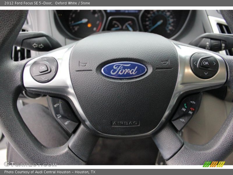 Oxford White / Stone 2012 Ford Focus SE 5-Door