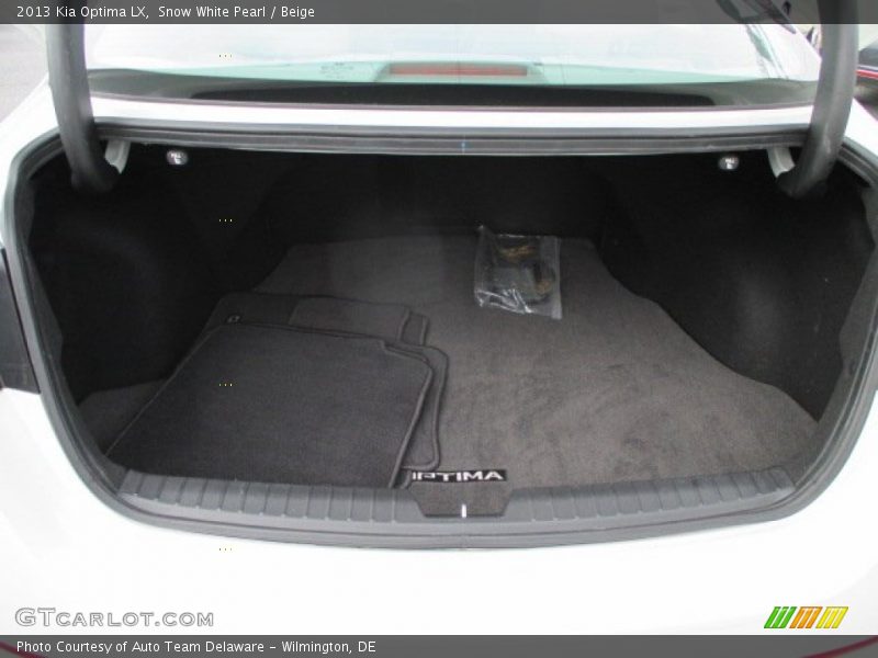 Snow White Pearl / Beige 2013 Kia Optima LX