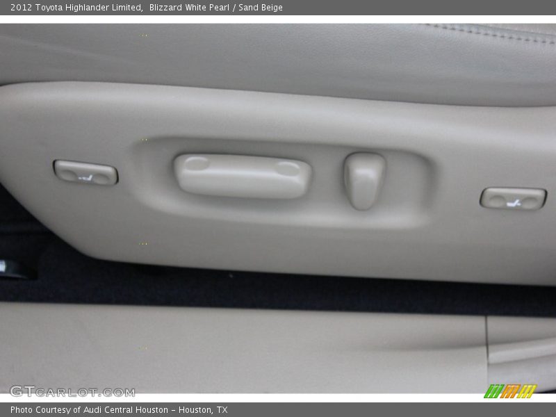 Blizzard White Pearl / Sand Beige 2012 Toyota Highlander Limited