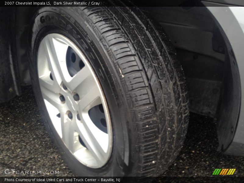 Dark Silver Metallic / Gray 2007 Chevrolet Impala LS