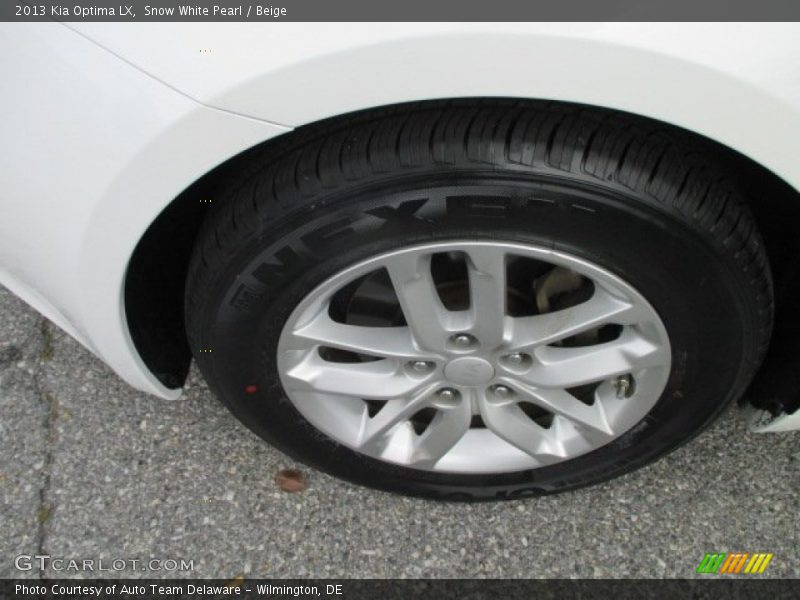 Snow White Pearl / Beige 2013 Kia Optima LX