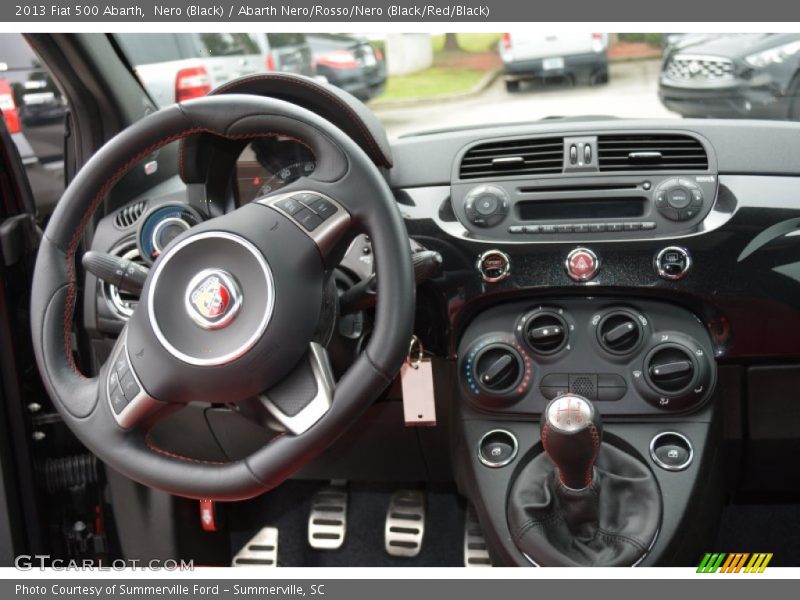 Nero (Black) / Abarth Nero/Rosso/Nero (Black/Red/Black) 2013 Fiat 500 Abarth