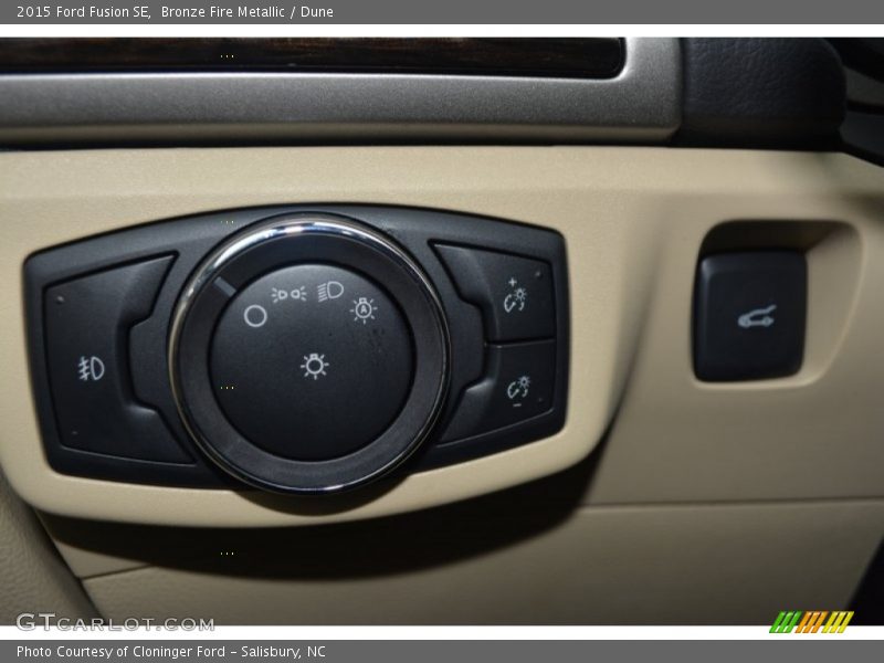 Bronze Fire Metallic / Dune 2015 Ford Fusion SE