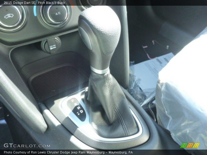 Pitch Black / Black 2015 Dodge Dart SE