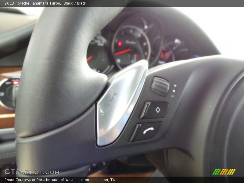 Controls of 2013 Panamera Turbo
