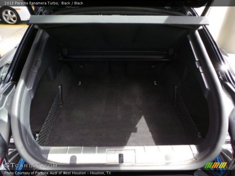  2013 Panamera Turbo Trunk