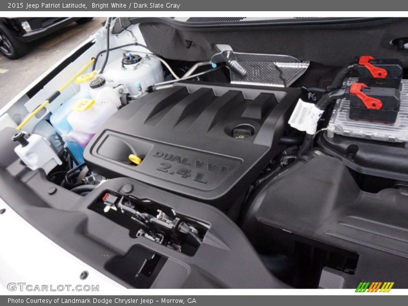 Bright White / Dark Slate Gray 2015 Jeep Patriot Latitude