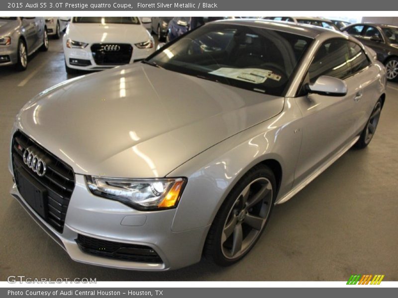 Front 3/4 View of 2015 S5 3.0T Prestige quattro Coupe